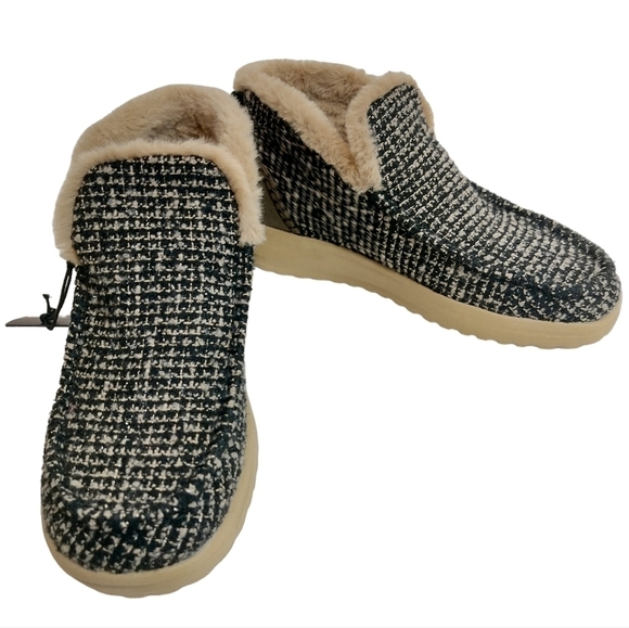HEY DUDE Denny Tan Ankle Booties Wool Tweed Women's Moc Faux Shearling Lining - Picture 2 of 16